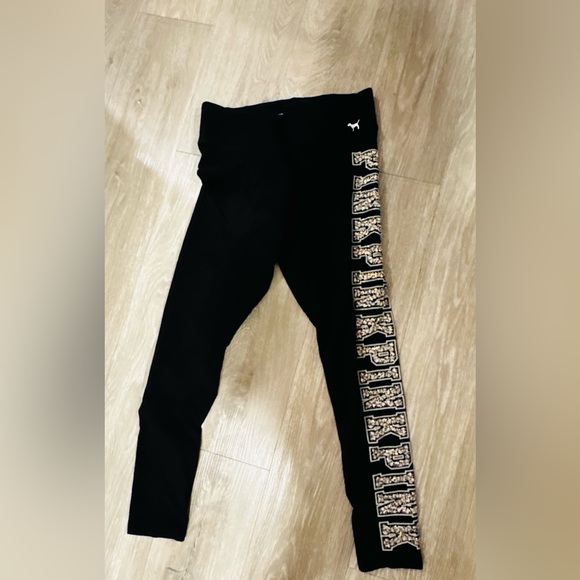 PINK Victoria's Secret Black Yoga Leggings - Picture 4 of 7